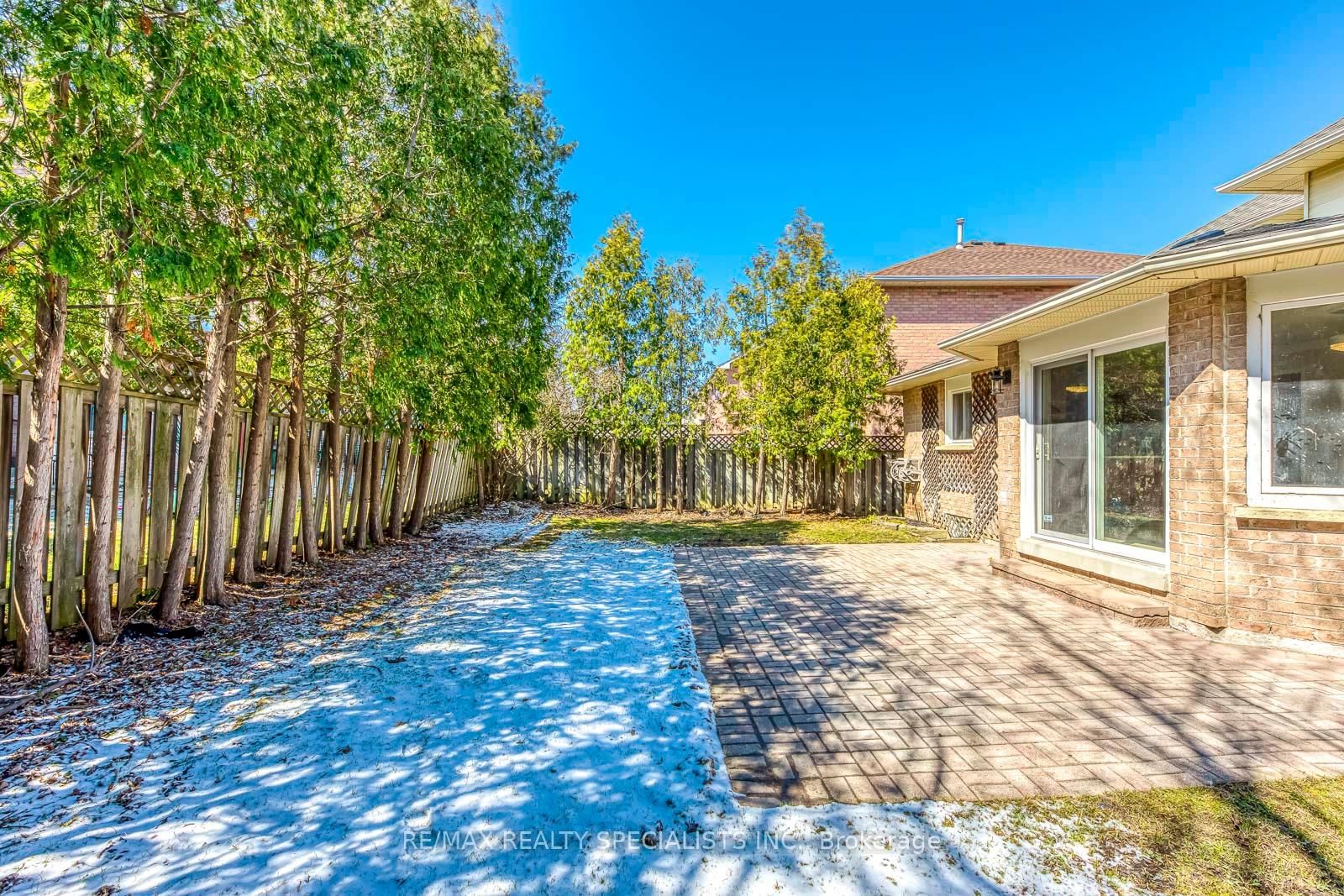 102 Sunforest Drive • Brampton, ON photo 44