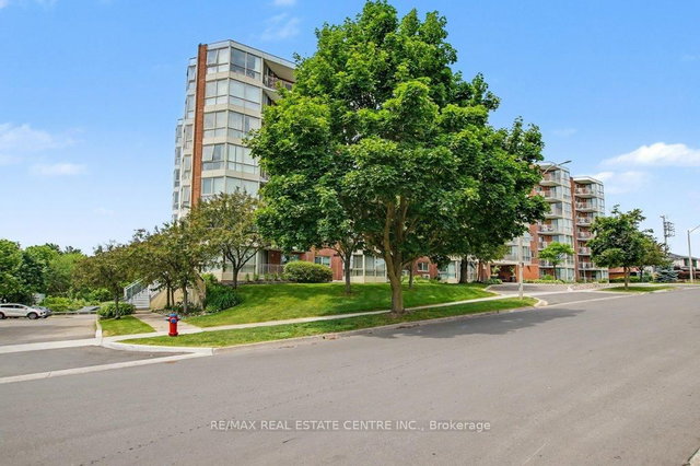 604 - 26 Hall Road