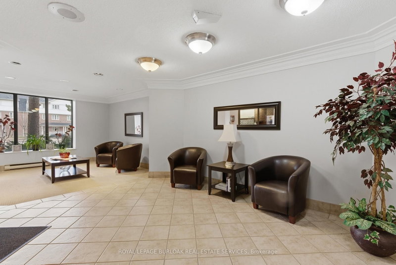 6720 Glen Erin Mississauga,ON L5N 3K8 — Photo 19