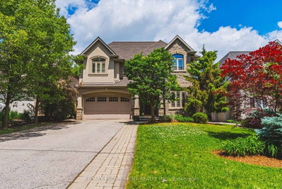 4-bed Detached House · 1047 St Matthews Ave