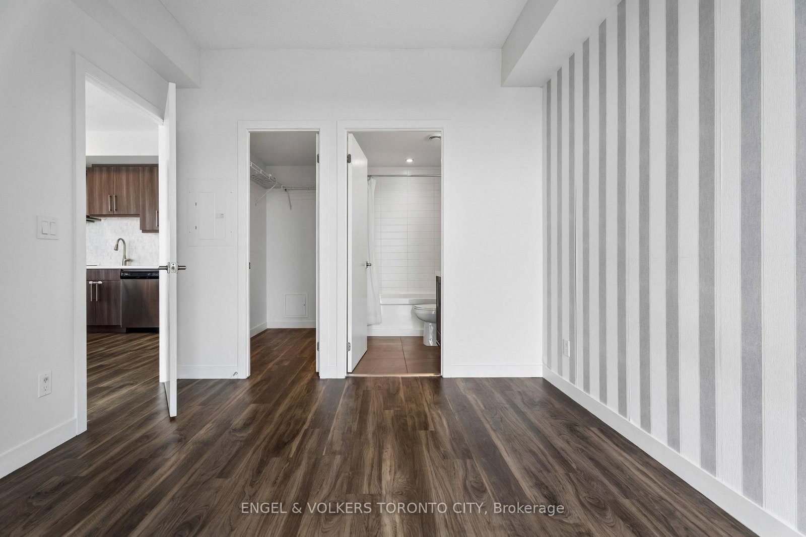 2087 Fairview Street • #1404 • Burlington, ON photo 17