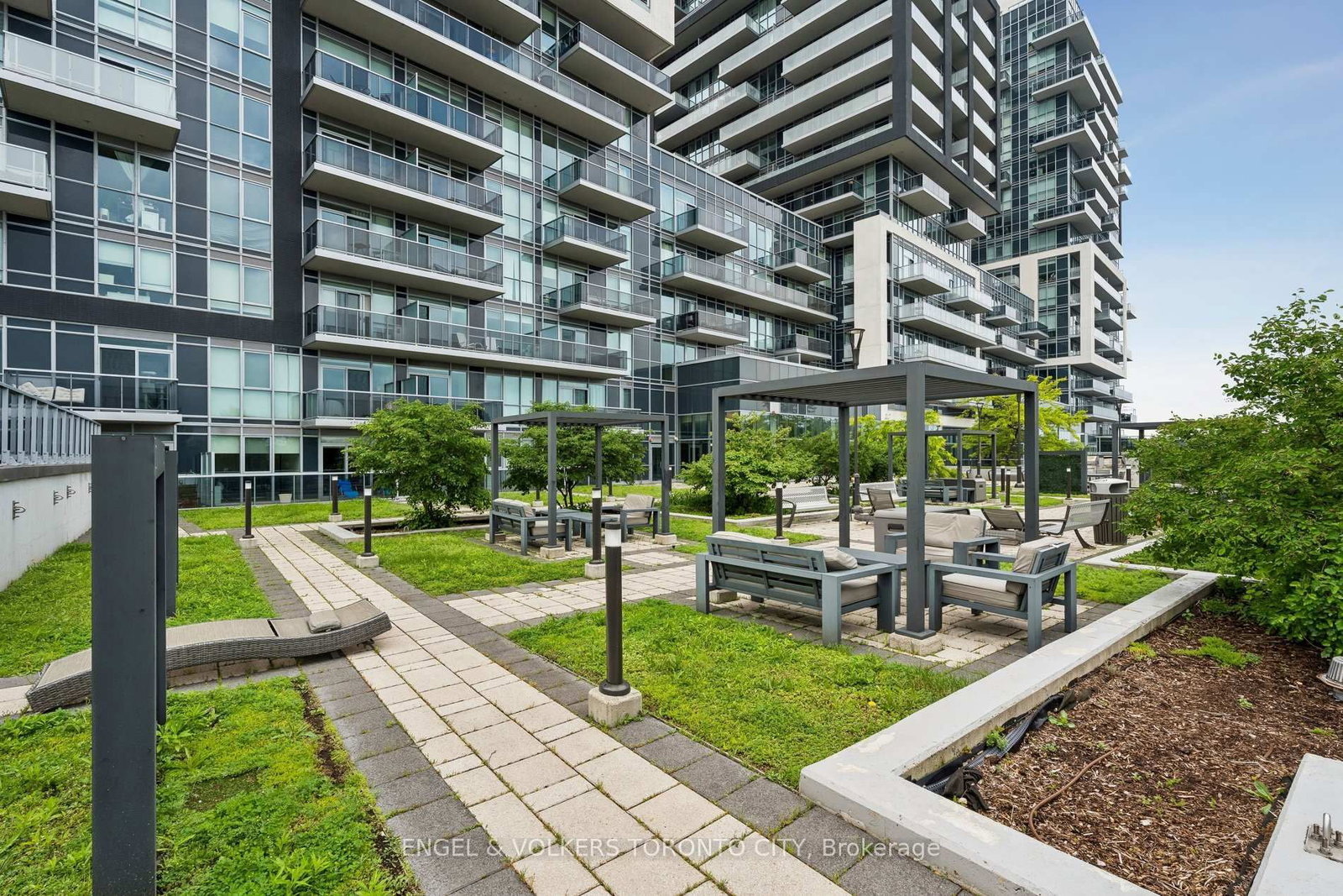 2087 Fairview Street • #1404 • Burlington, ON photo 29