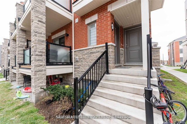 8 - 250 Lagerfeld Drive