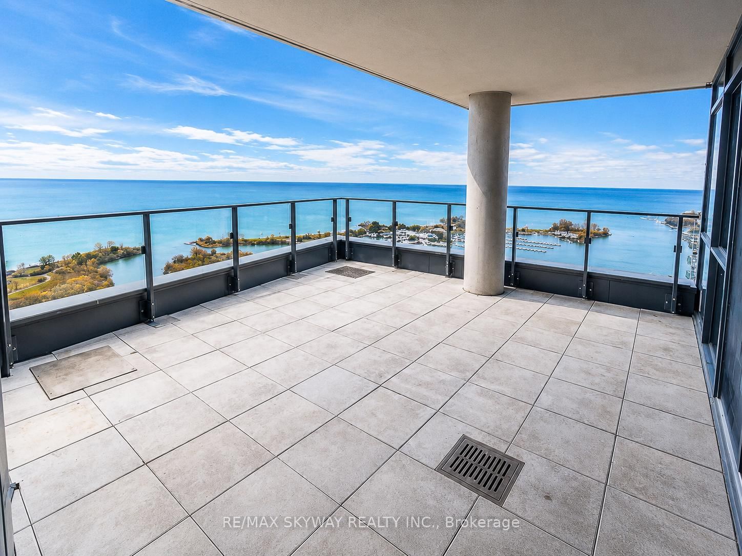2212 Lakeshore Boulevard W • #Lph03 • Toronto, ON photo 11