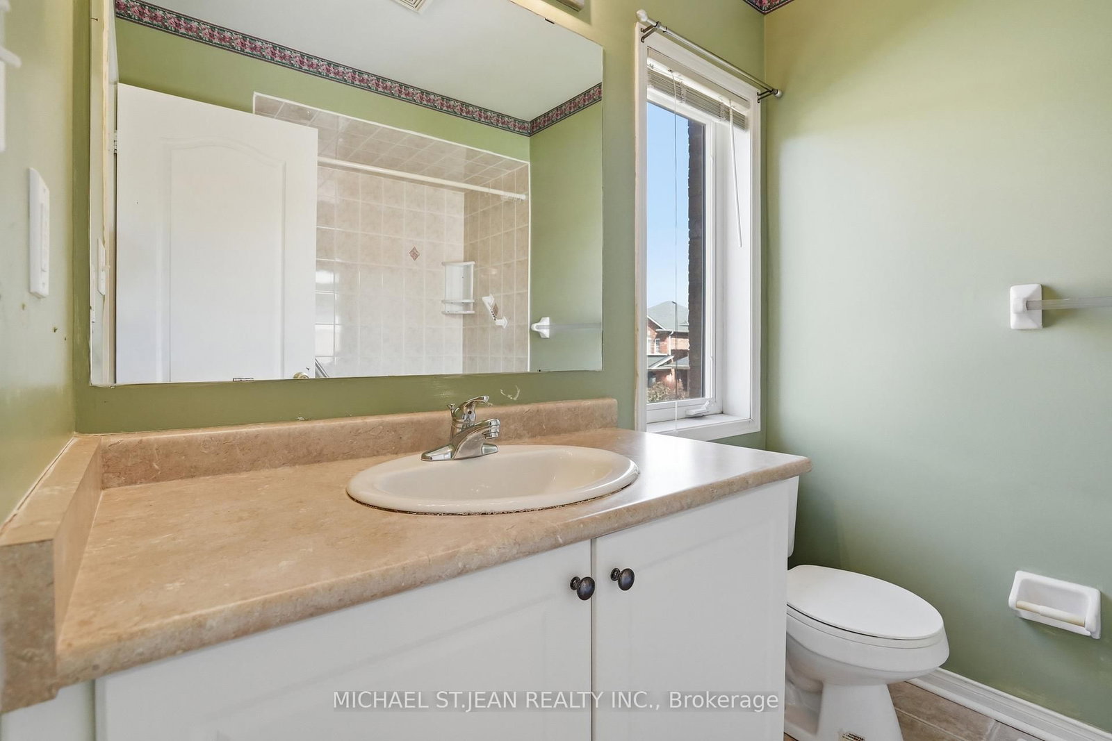 2393 Curtis Road • Burlington, ON photo 20