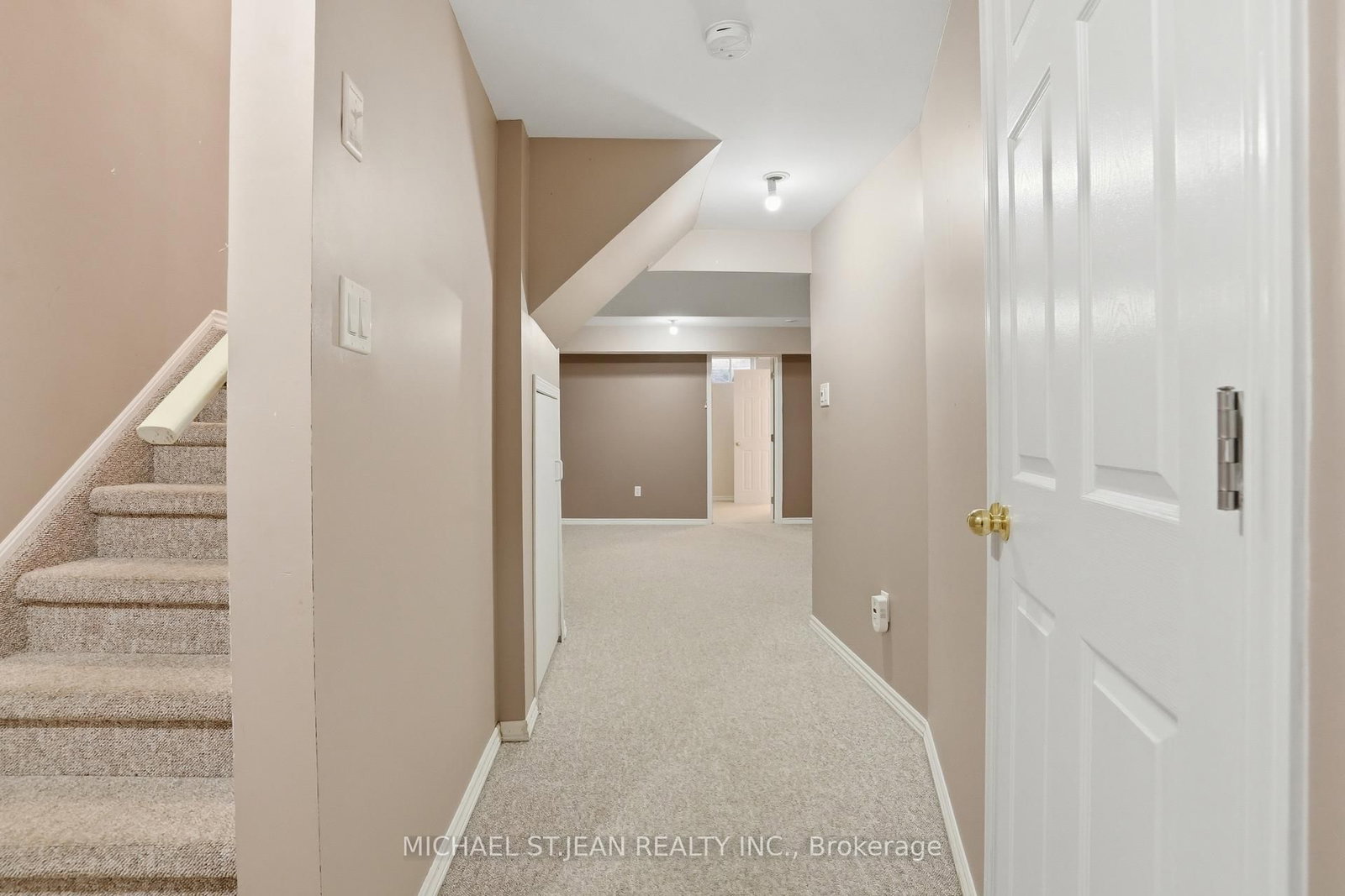 2393 Curtis Road • Burlington, ON photo 30