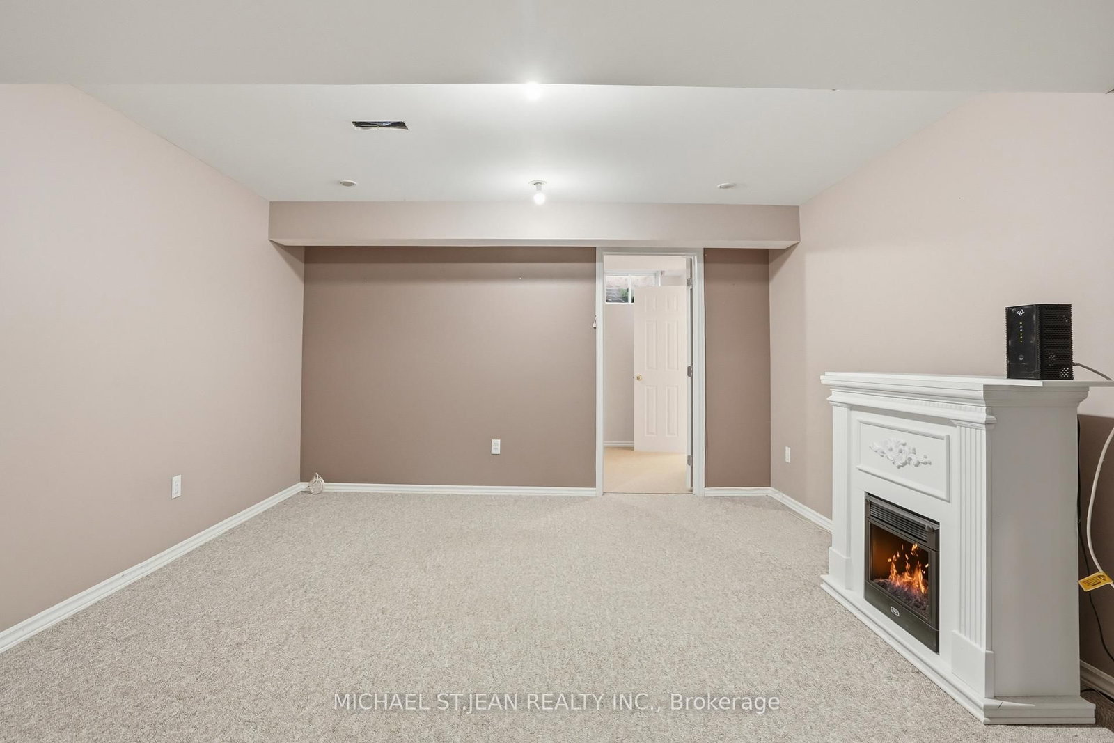 2393 Curtis Road • Burlington, ON photo 31