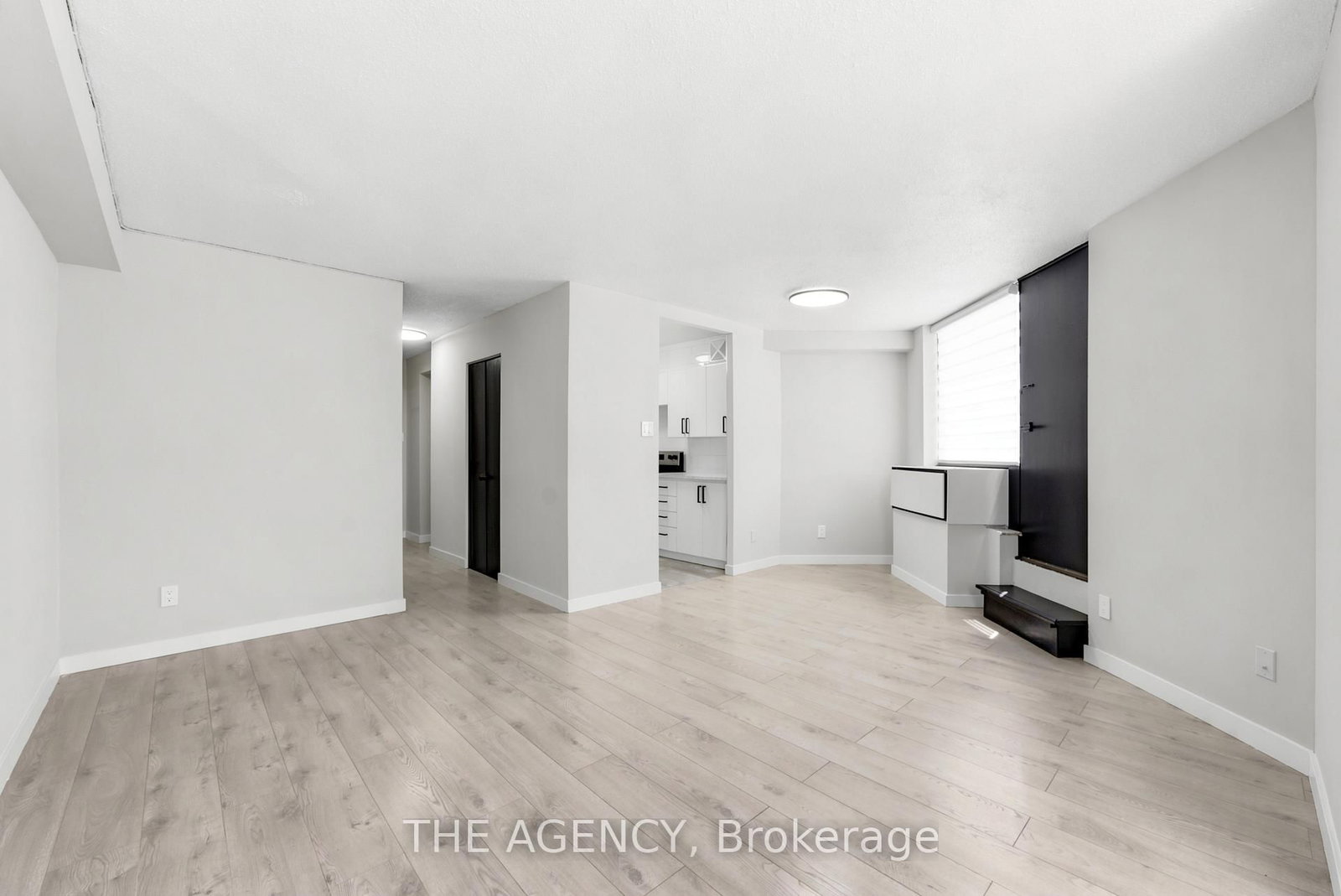 520A-2350 Dundas Street, Toronto, ON