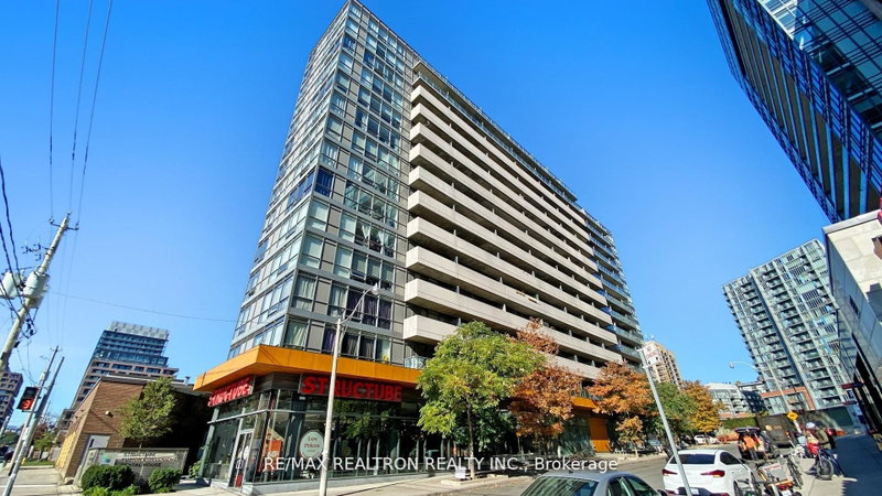 #202 - 20 Joe Shuster Way