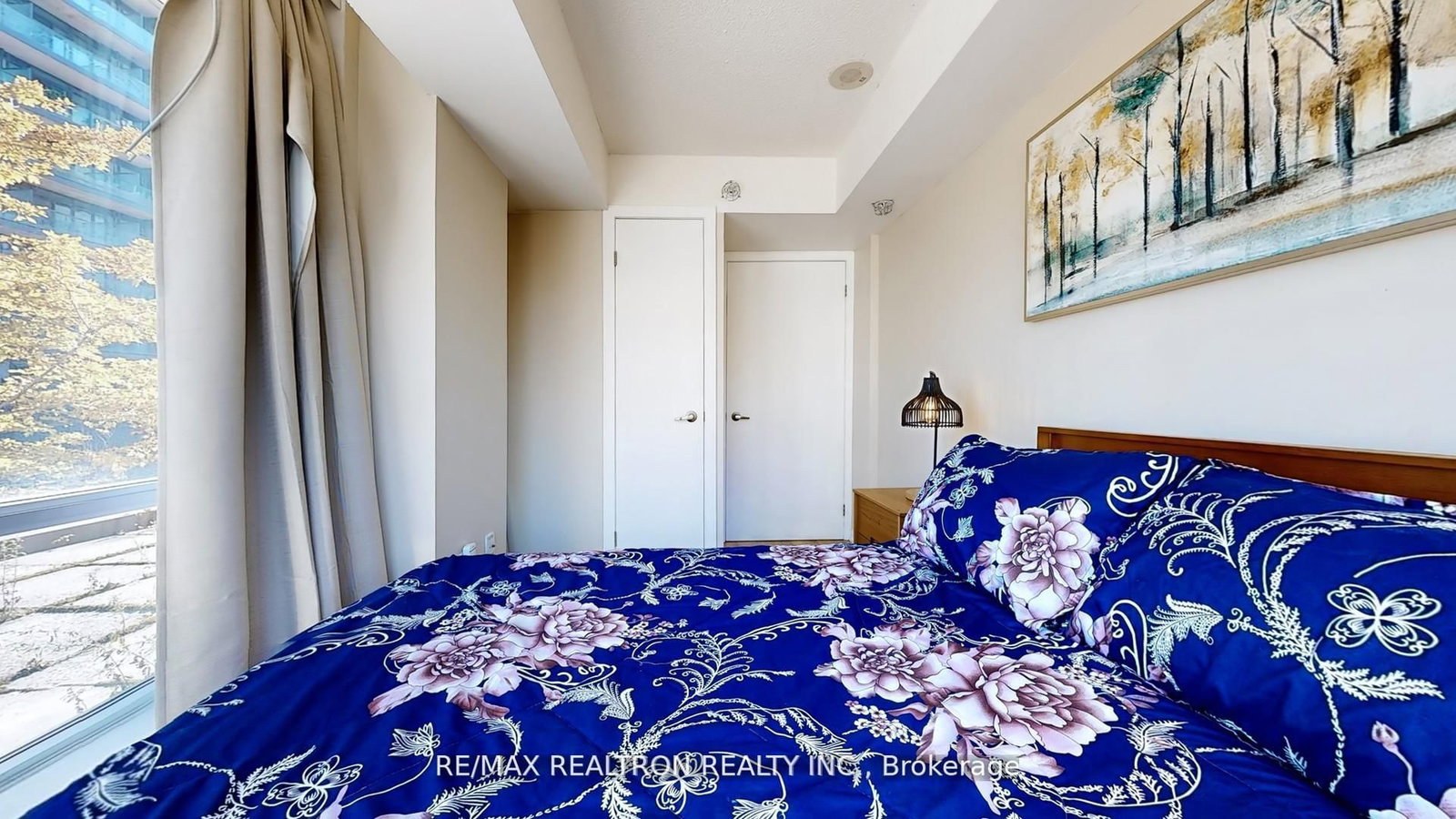 20 Joe Shuster Way • ##202 • Toronto, ON photo 23