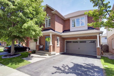 5216 Garland Crescent