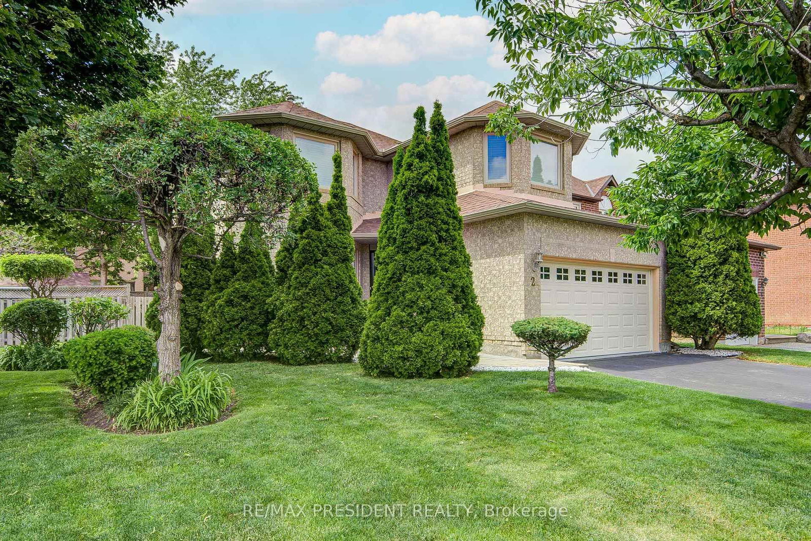 2 Banner Road, Brampton, ON, photo 5