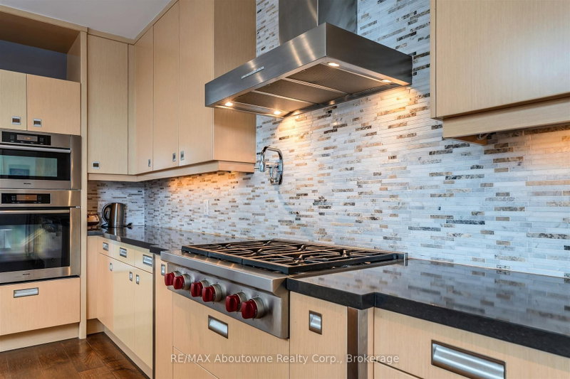 253 Church Oakville,ON L6J 1N7 — Photo 12