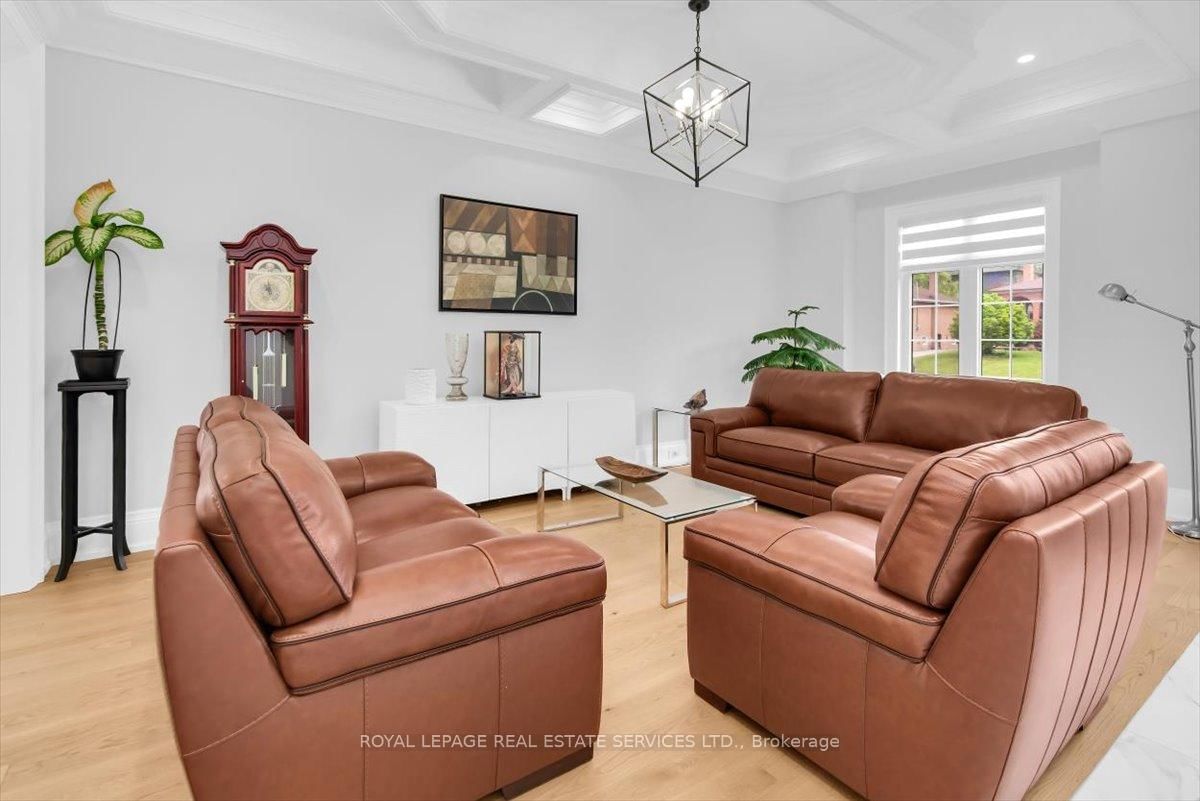 56 Battersea Crescent, Toronto, ON, photo 5