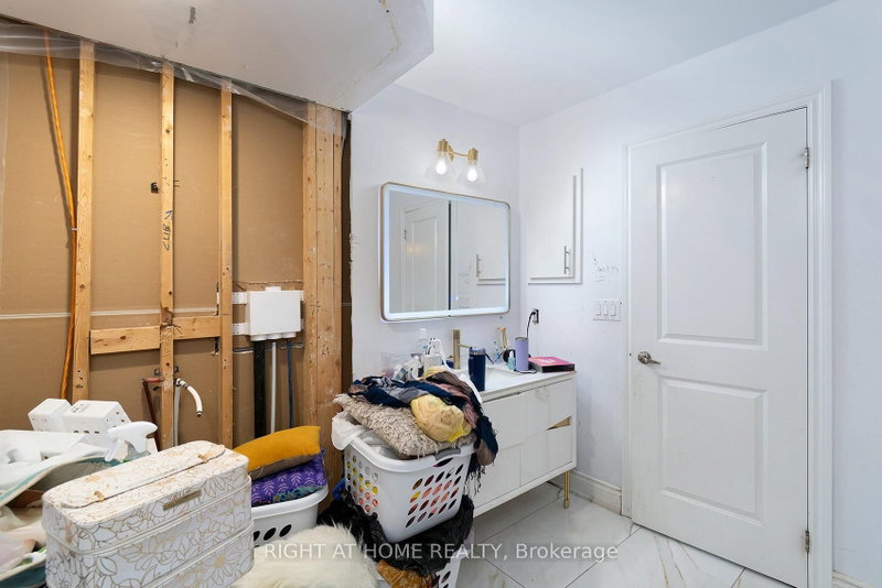 247 Rowe Milton,ON L9T 8E8 — Photo 20