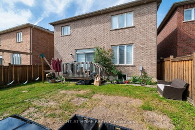 247 Rowe Milton,ON L9T 8E8 — Photo 36