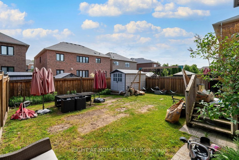 247 Rowe Milton,ON L9T 8E8 — Photo 37