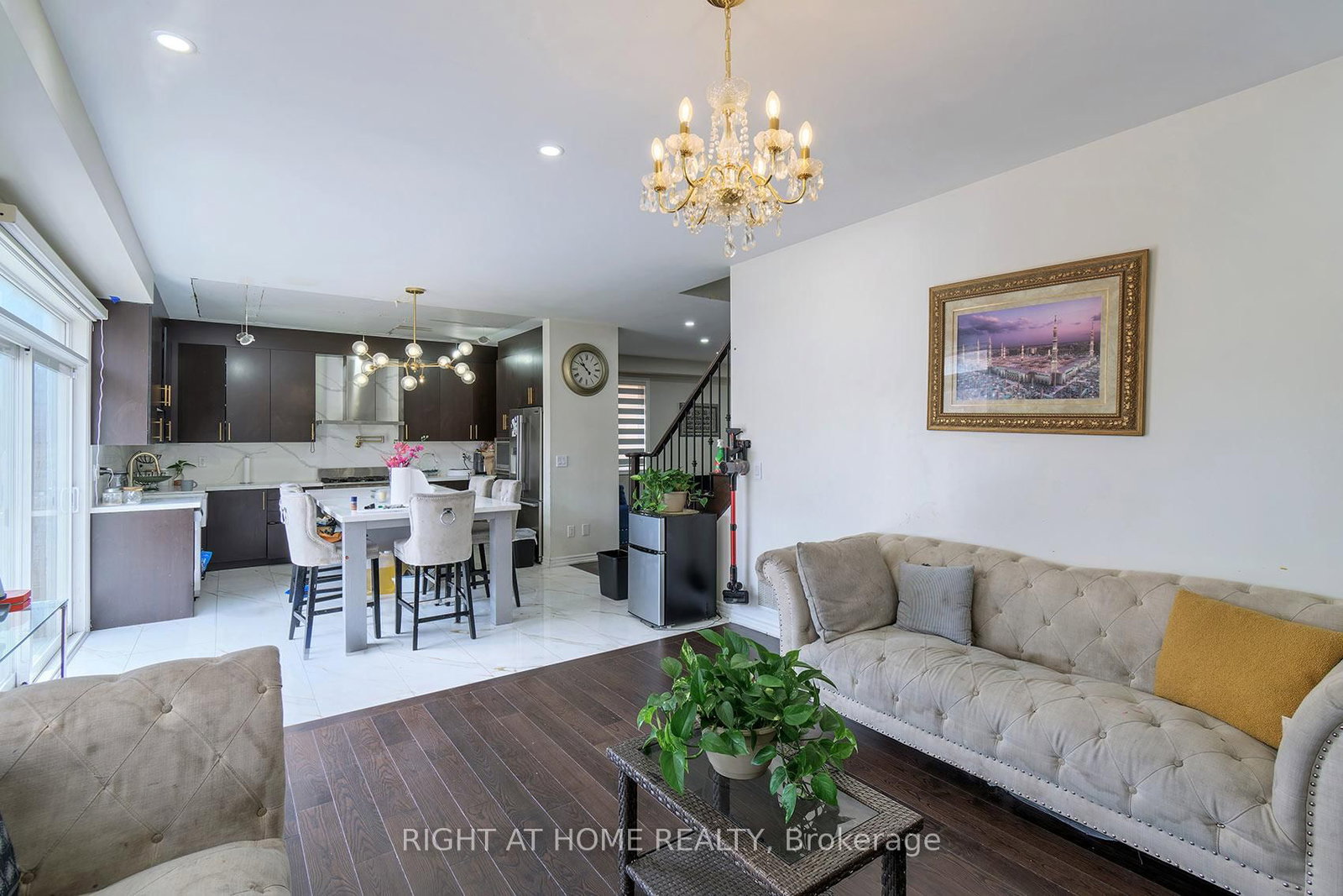 247 Rowe Milton,ON L9T 8E8 — Photo 8