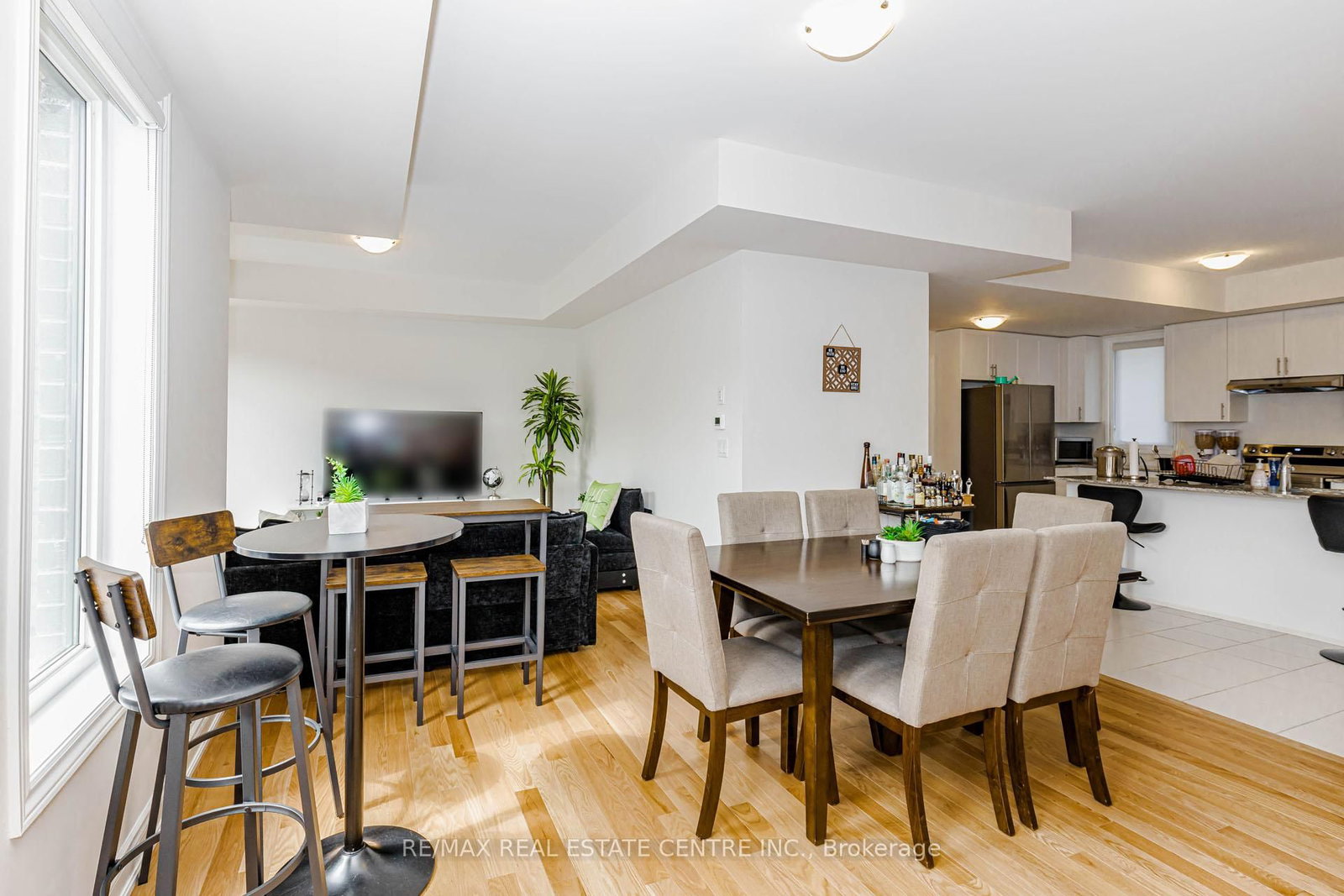 3 Marvin Avenue • Oakville, ON photo 44
