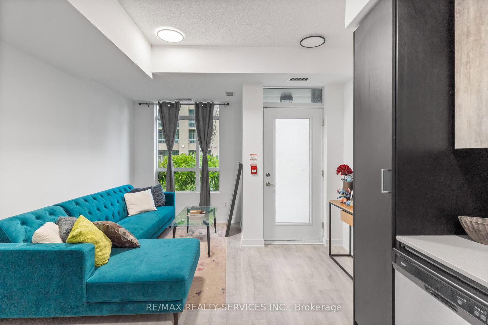 251 Manitoba Street • #115 • Toronto, ON photo 11