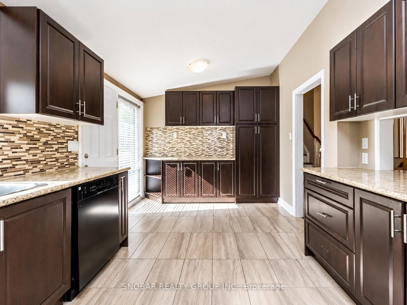 141 Summitcrest Drive
