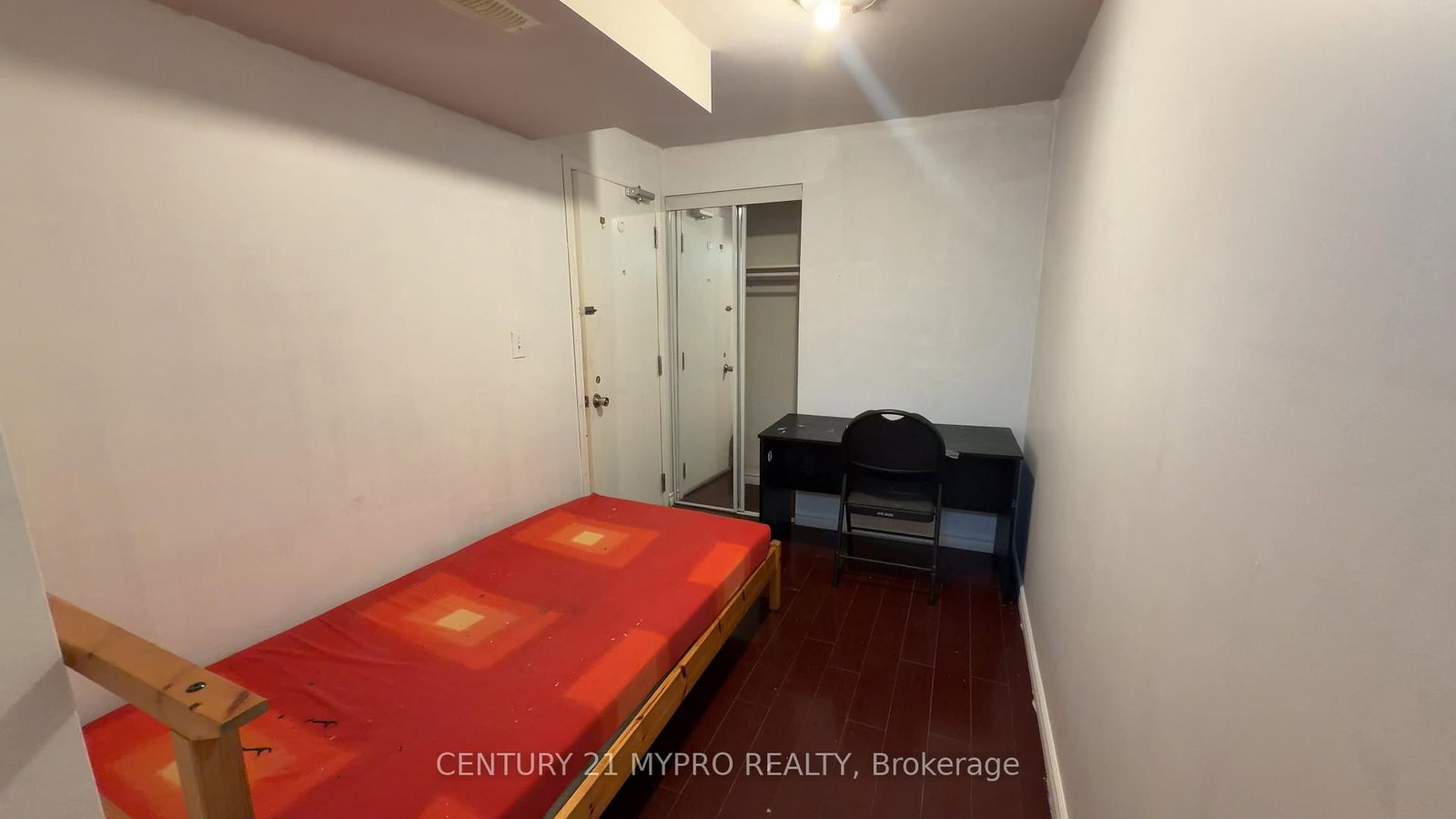 369 Assiniboine Road • Toronto, ON photo 30