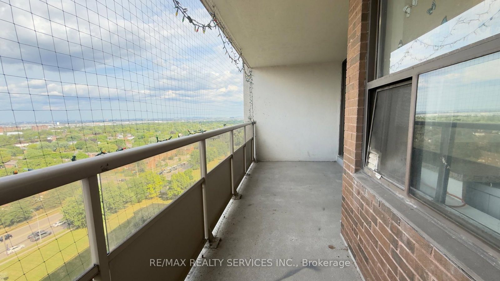 4 Kings Cross Road • #1807 • Brampton, ON photo 23