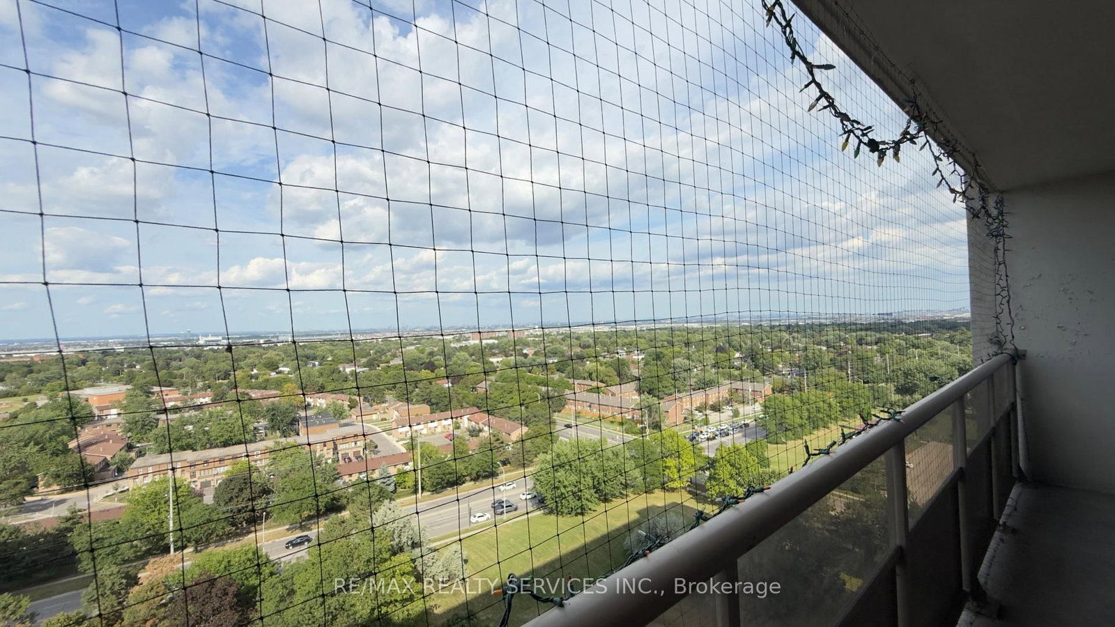 4 Kings Cross Road • #1807 • Brampton, ON photo 25