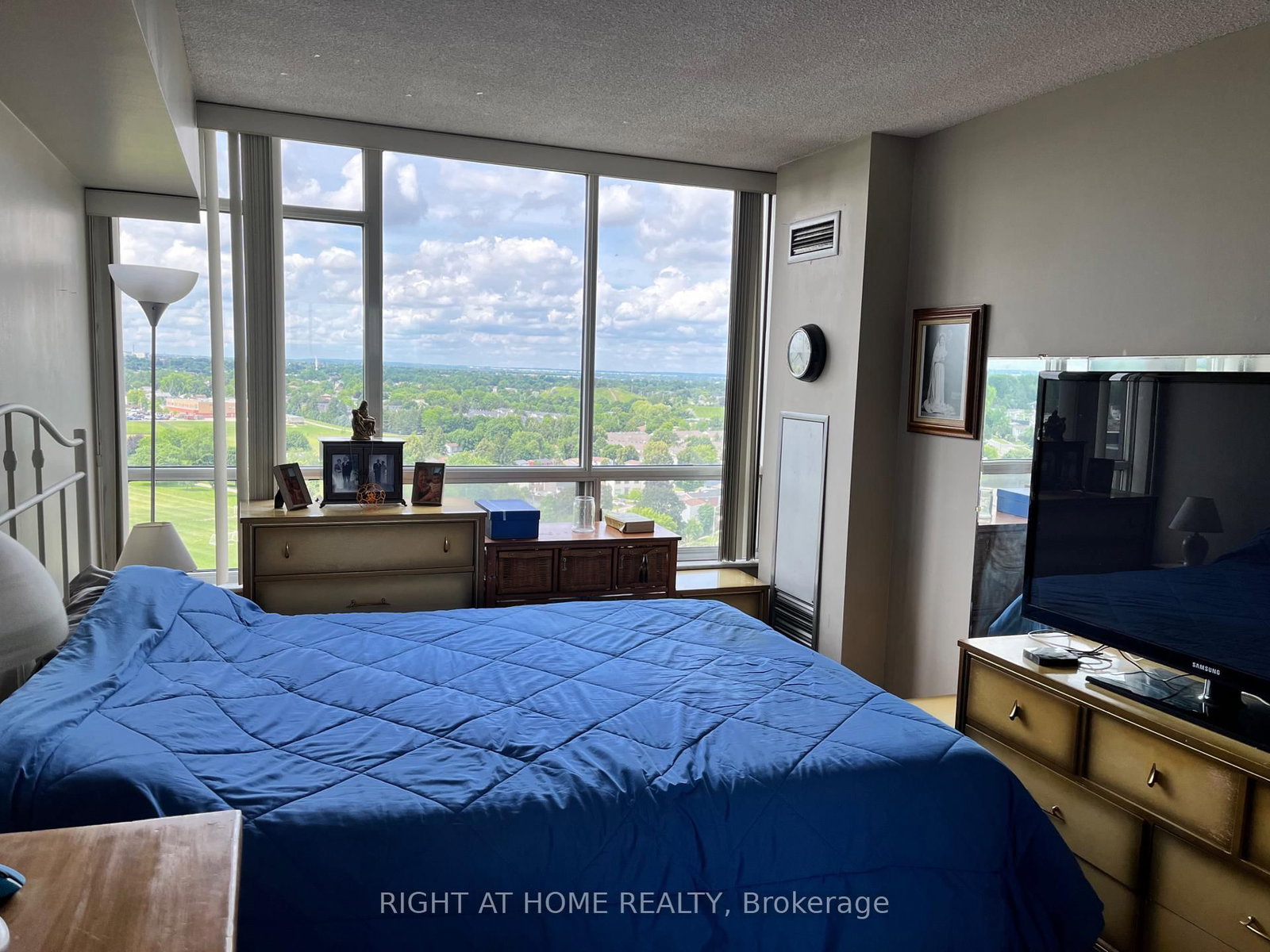 24 Hanover Road • #1507 • Brampton, ON photo 18