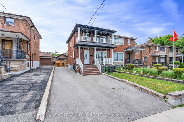 8 Donald Avenue