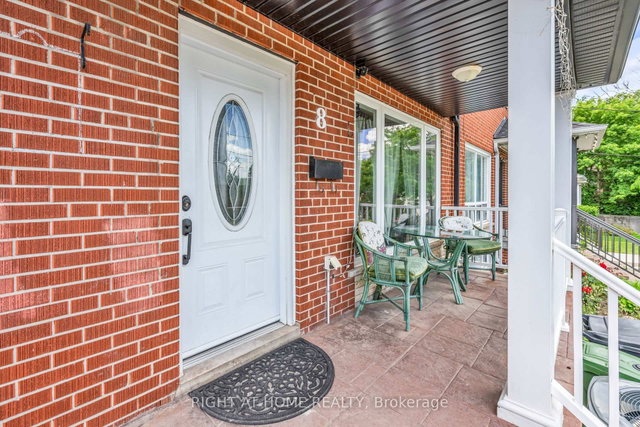 8 Donald Avenue
