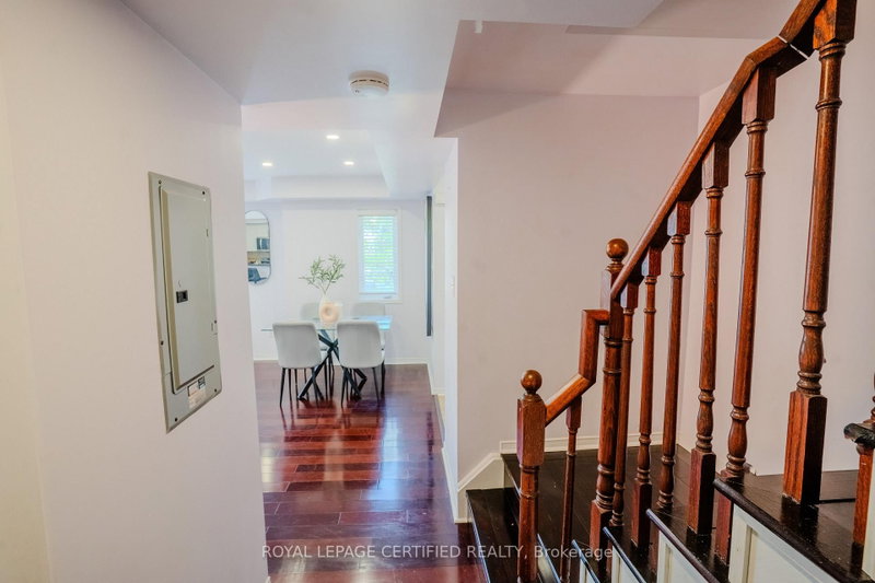 353 - 4975 Southampton Drive