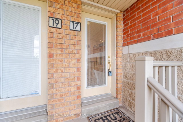 17 - 3975 Eglinton Avenue W
