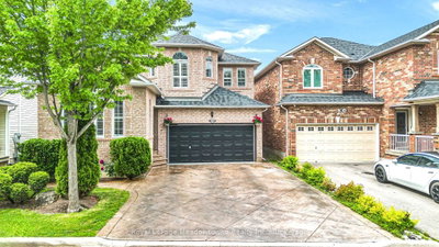 1201 Fox Crescent • Milton, ON photo 2