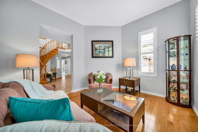 1201 Fox Crescent • Milton, ON photo 6