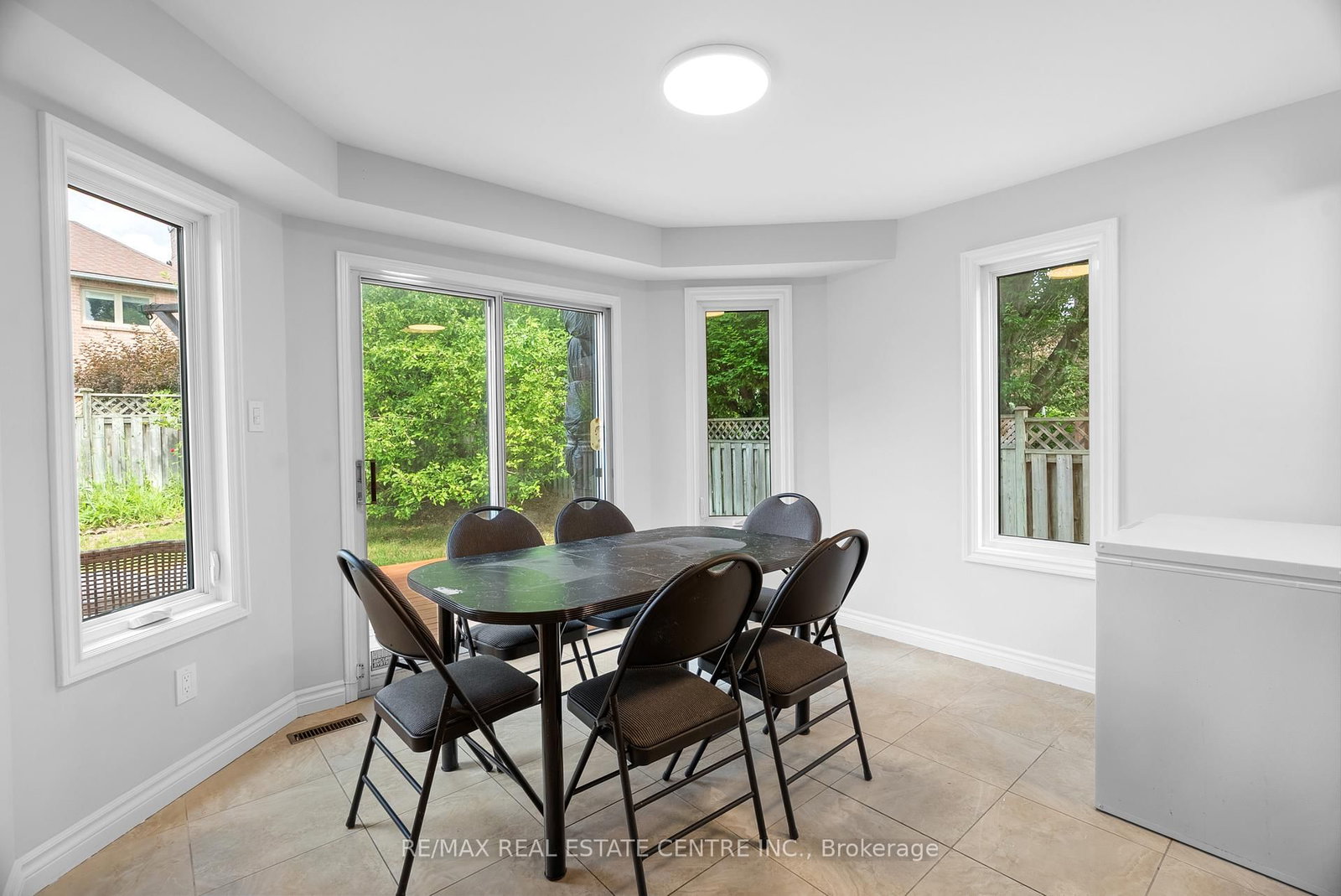 4623 Hewicks Lane • Mississauga, ON photo 16