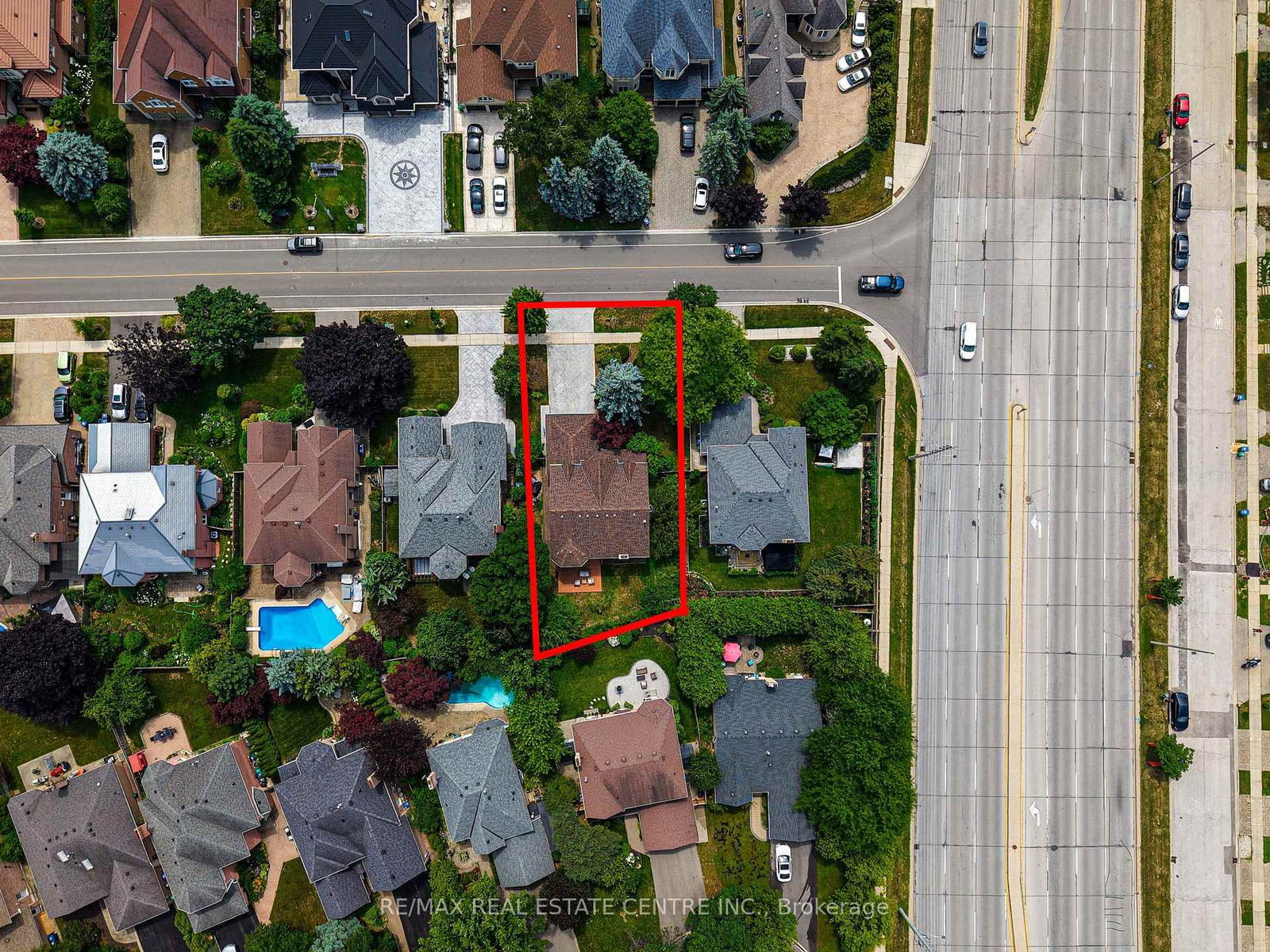 4623 Hewicks Lane • Mississauga, ON photo 4