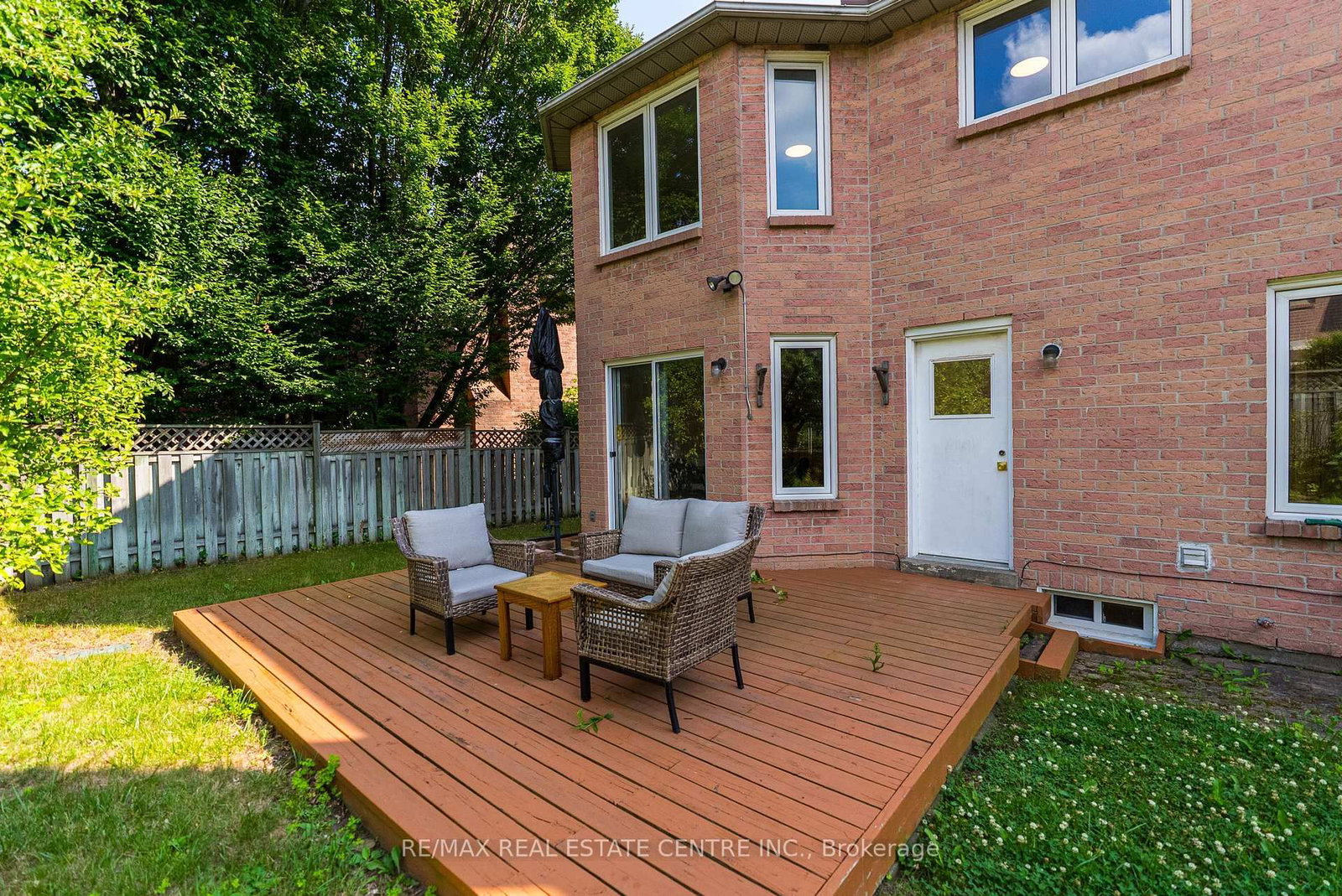 4623 Hewicks Lane • Mississauga, ON photo 44
