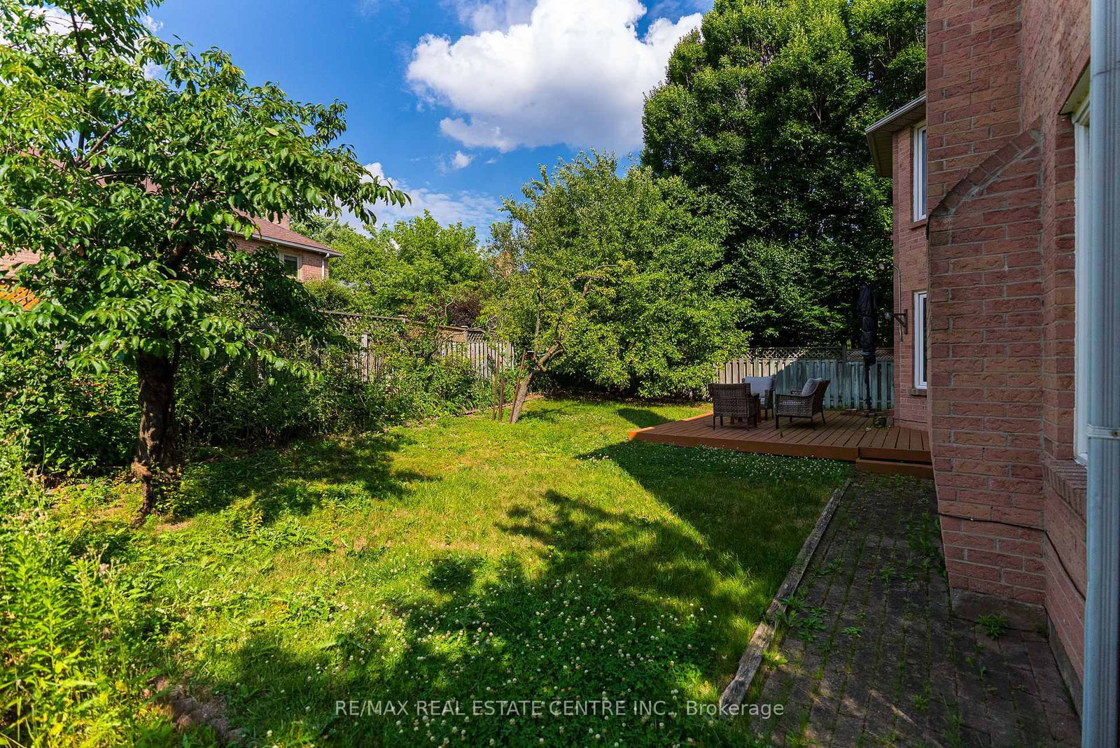 4623 Hewicks Lane • Mississauga, ON photo 46