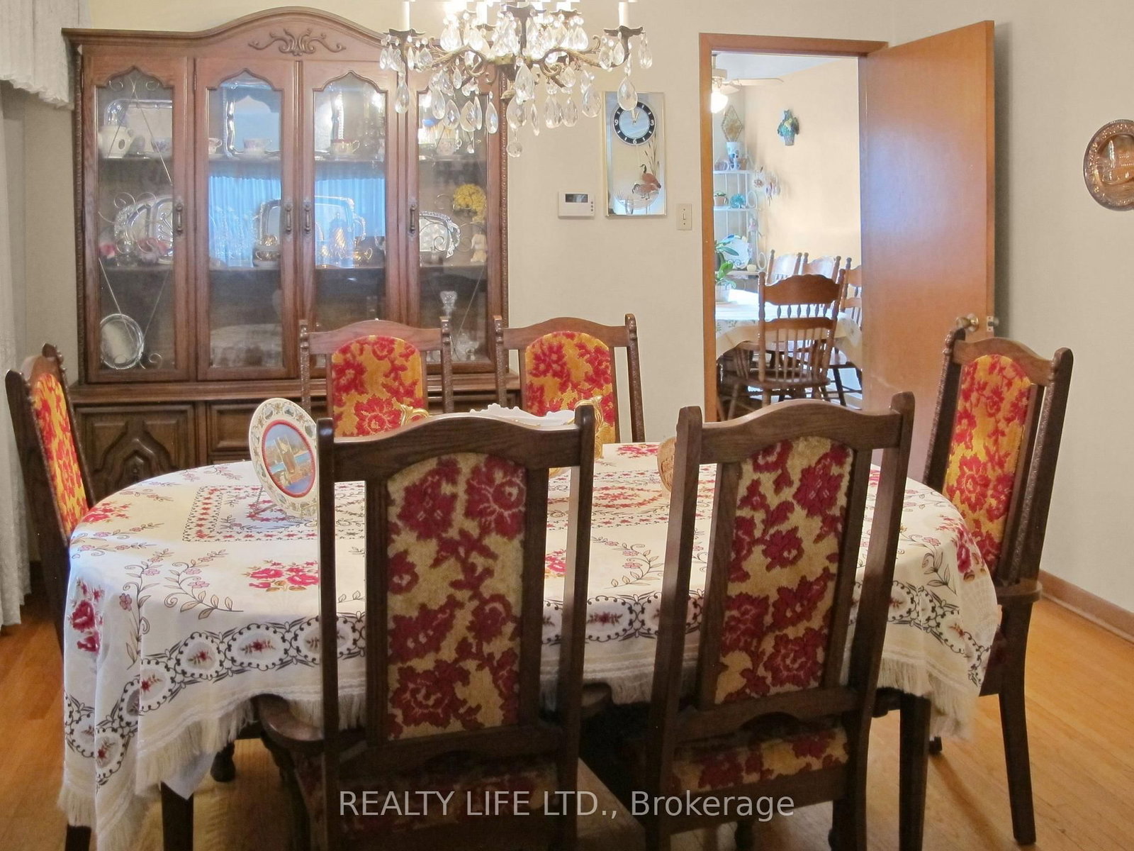 61 Cameron Avenue • Toronto, ON photo 11