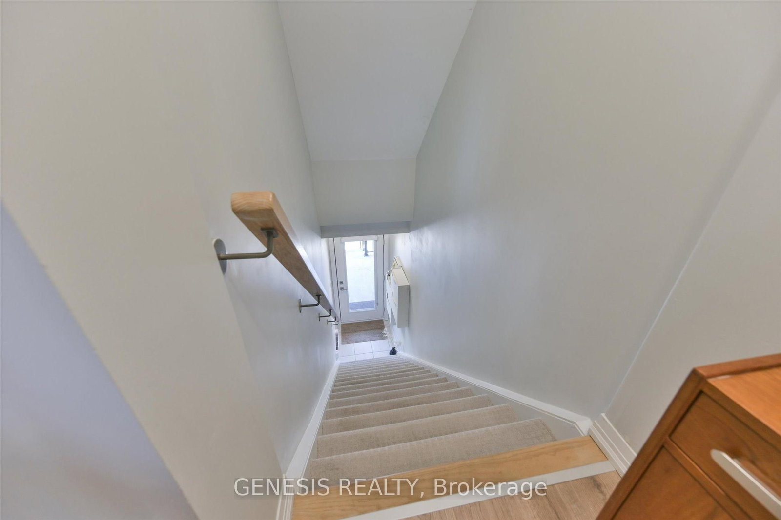 1145 Journeyman Lane E • #243 • Mississauga, ON photo 4