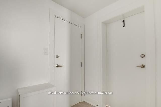 148 Portland Street, Toronto, ON, photo 4