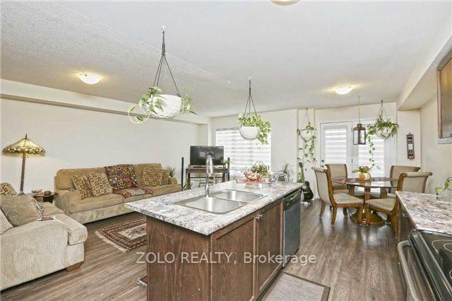 Upper Level - 92 Golden Springs Drive