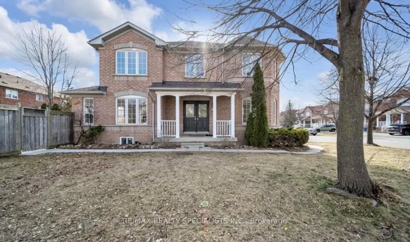 31 Bramcedar Crescent
