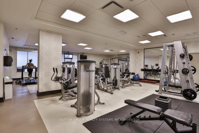 1070 Sheppard Ave W photo 5