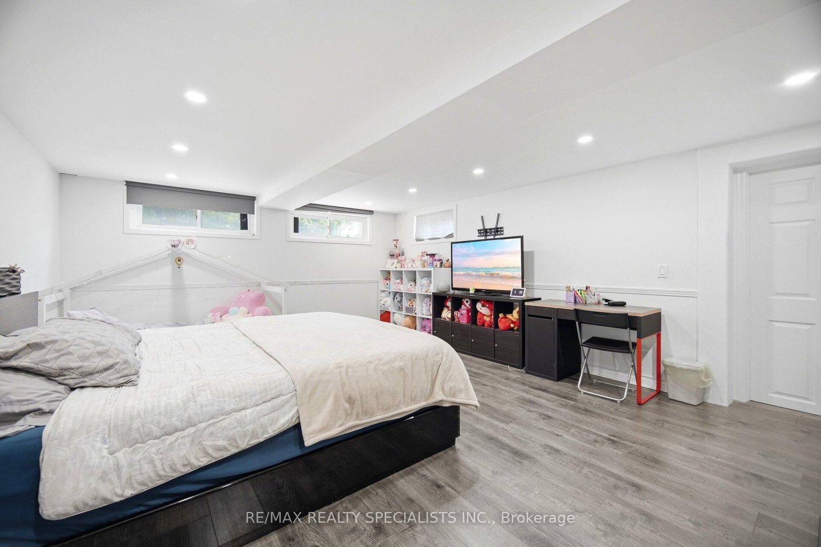 709 Queensway W • Mississauga, ON photo 23