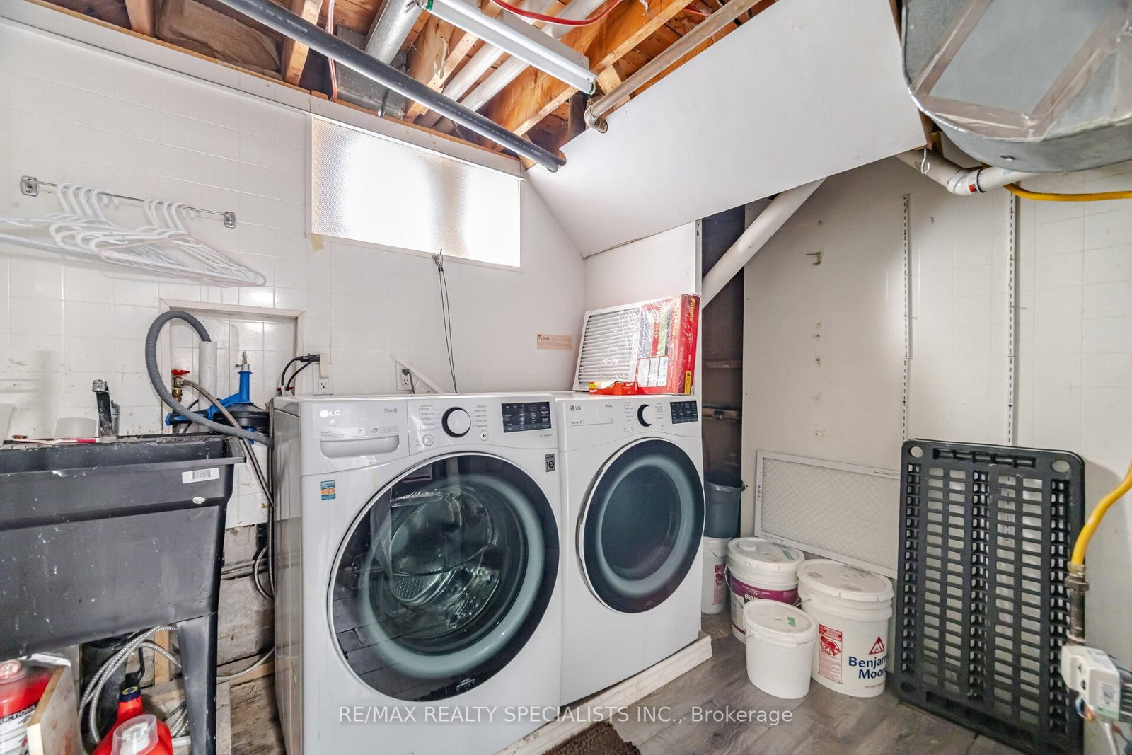 709 Queensway W • Mississauga, ON photo 26