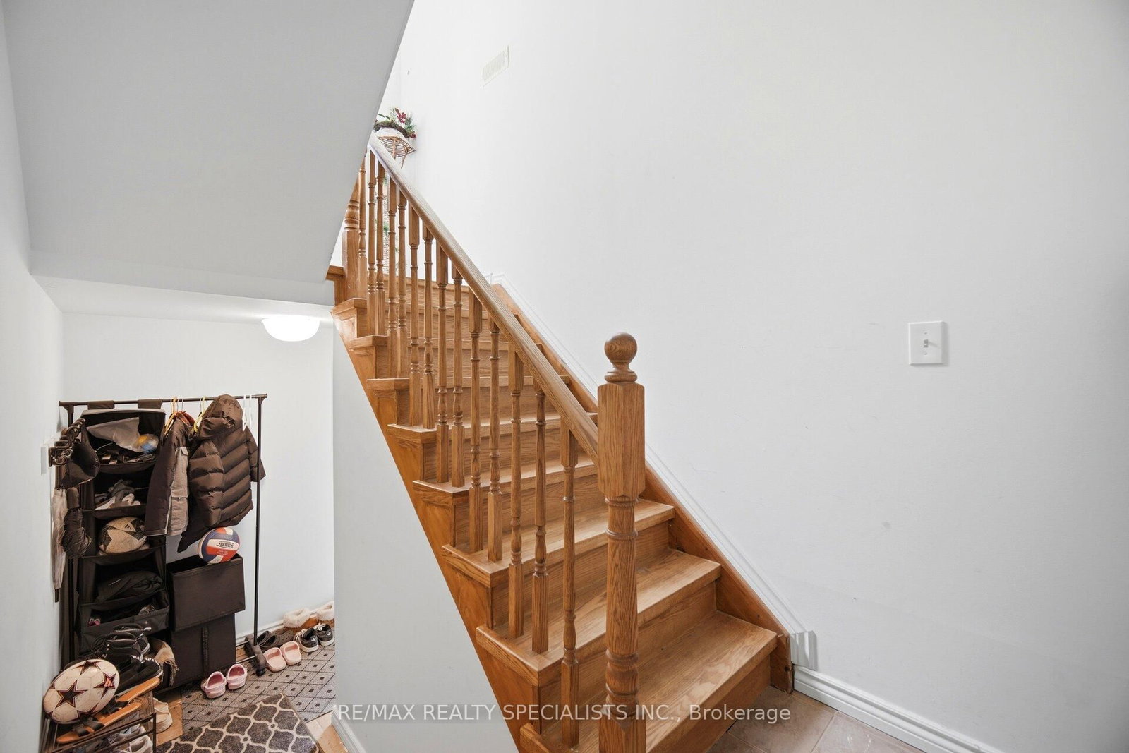 709 Queensway W • Mississauga, ON photo 27
