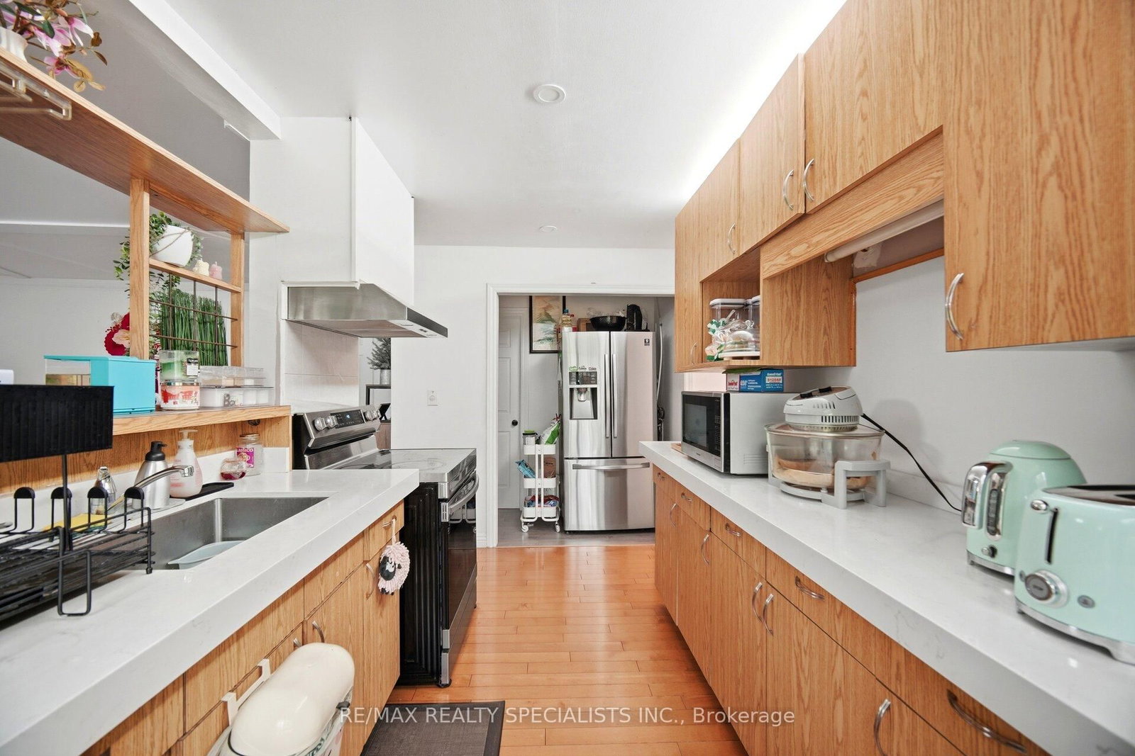709 Queensway W • Mississauga, ON photo 32