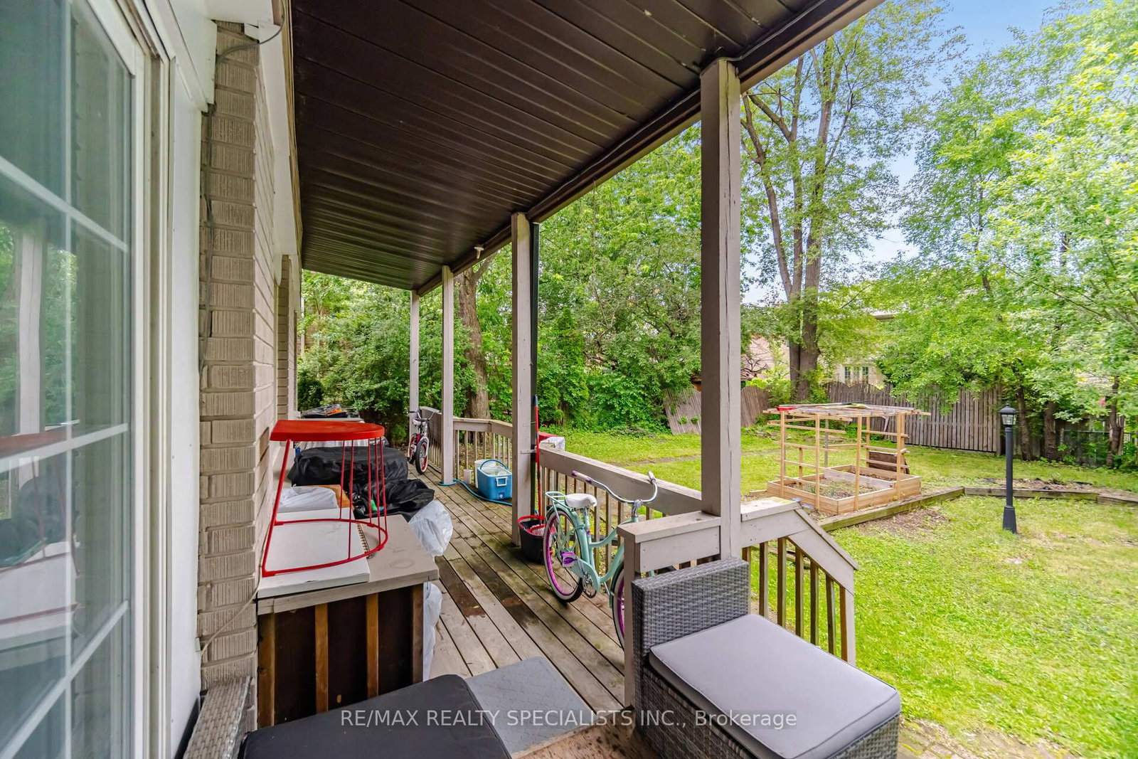 709 Queensway W • Mississauga, ON photo 45